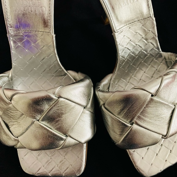 Vince Camuto Size 5.5 (Silver) - Picture 1 of 2